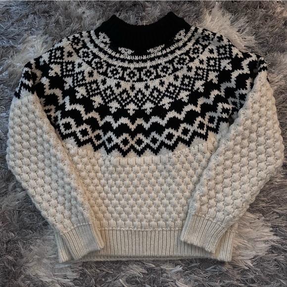 H&M sweater - Picture 2 of 3